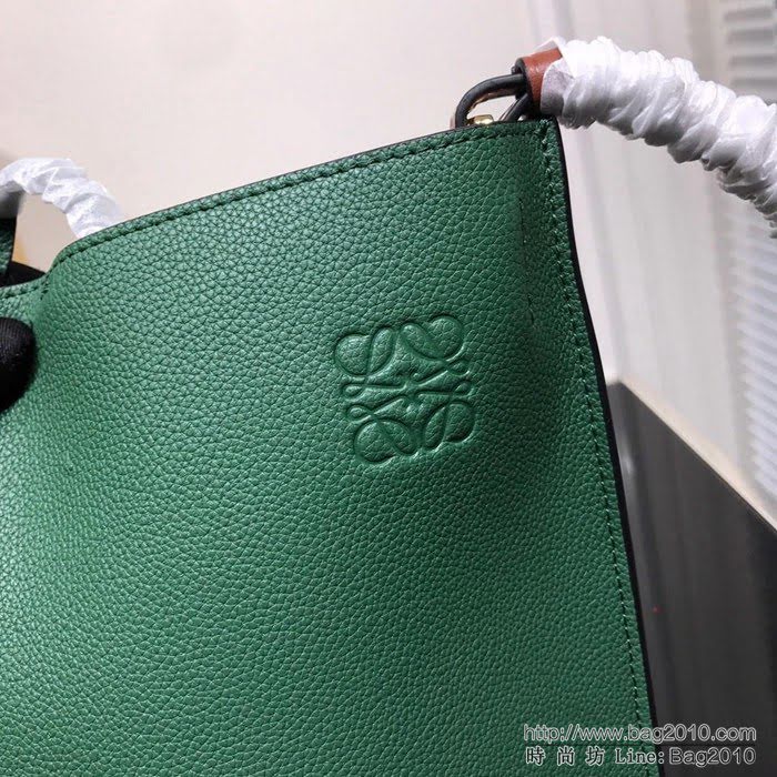 LOEWE羅意威 原單五金 最新geta水桶包 簡單時尚 百搭肩背包 3040  jdl1181